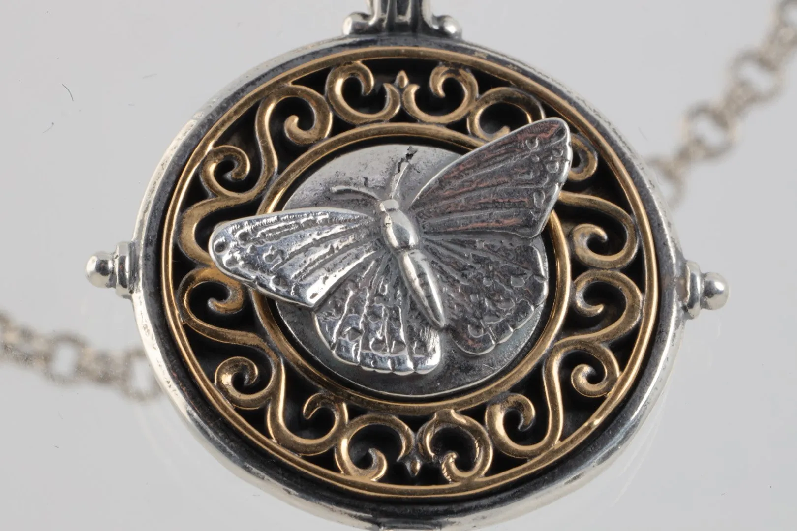 36" James Avery 925 Silver & Bronze Butterfly Pendant Necklace (34.60g.)