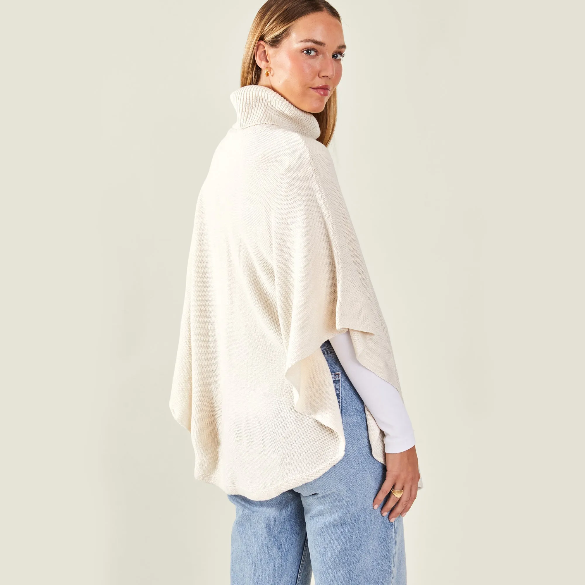 Accessorize London Women's  Natural Cable Knit Poncho