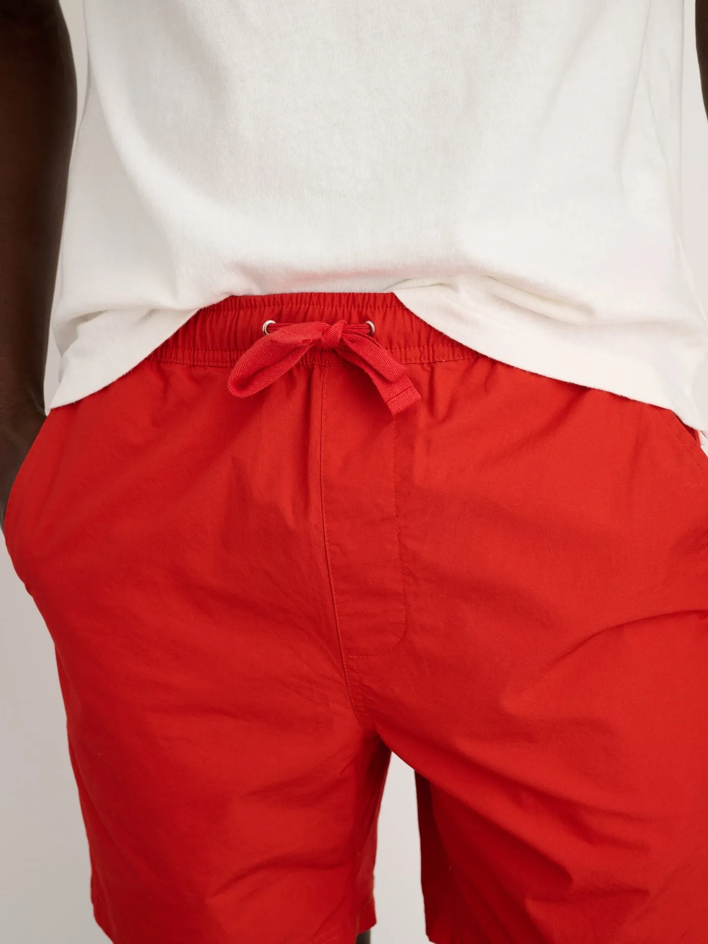 Alex Mill - Saturday Shorts in Japanese Poplin - Red/Navy