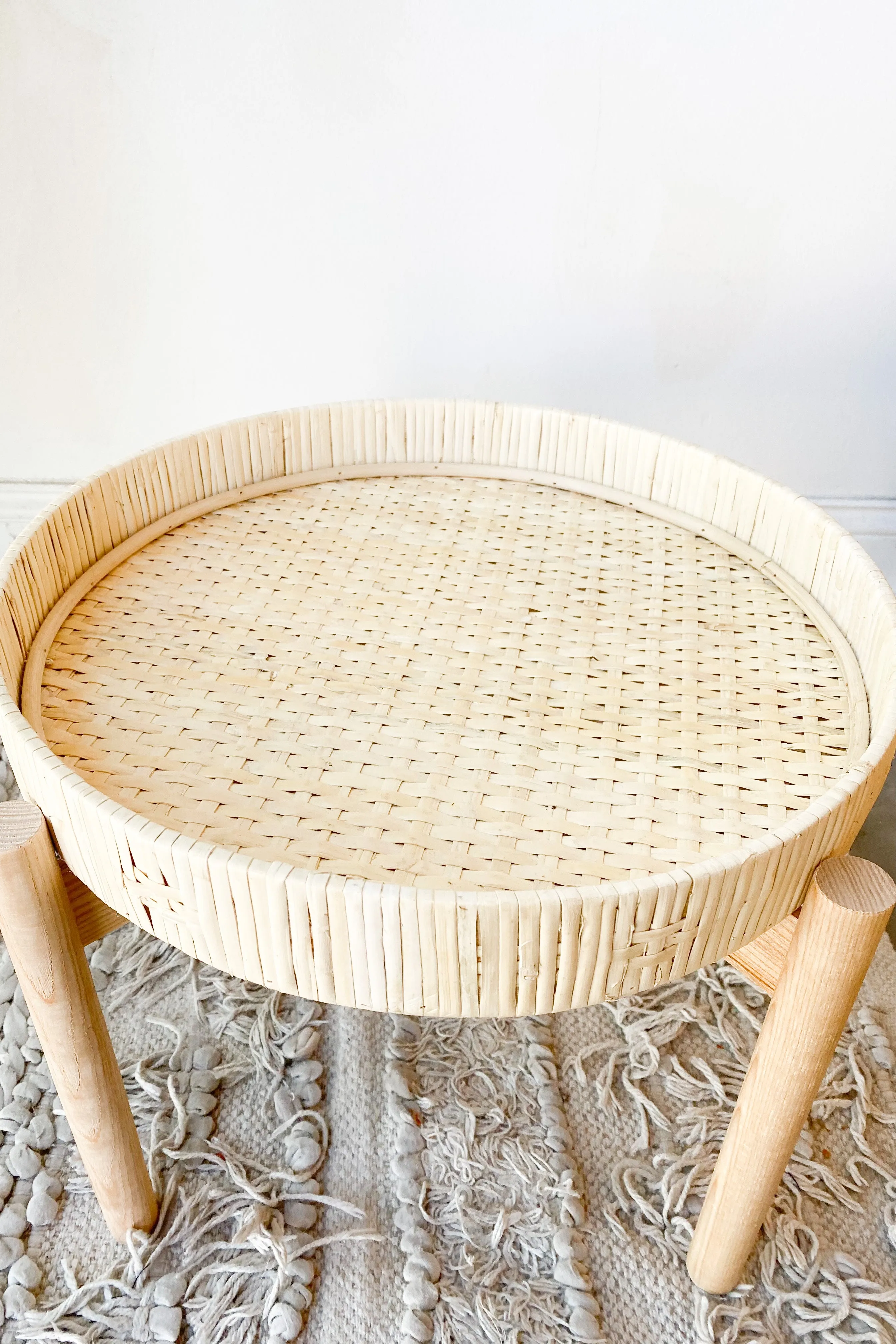 bamboo pedestal   rattan tray