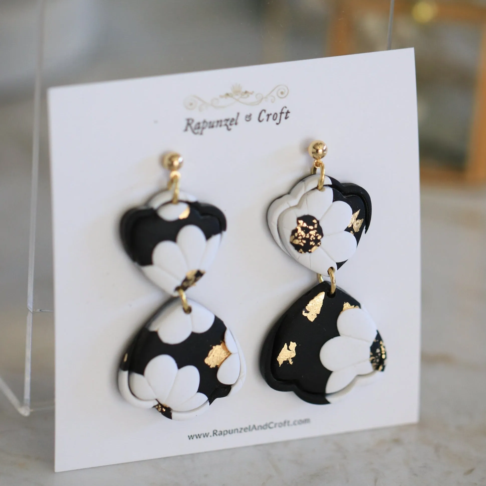 CALLIOPE drop earrings