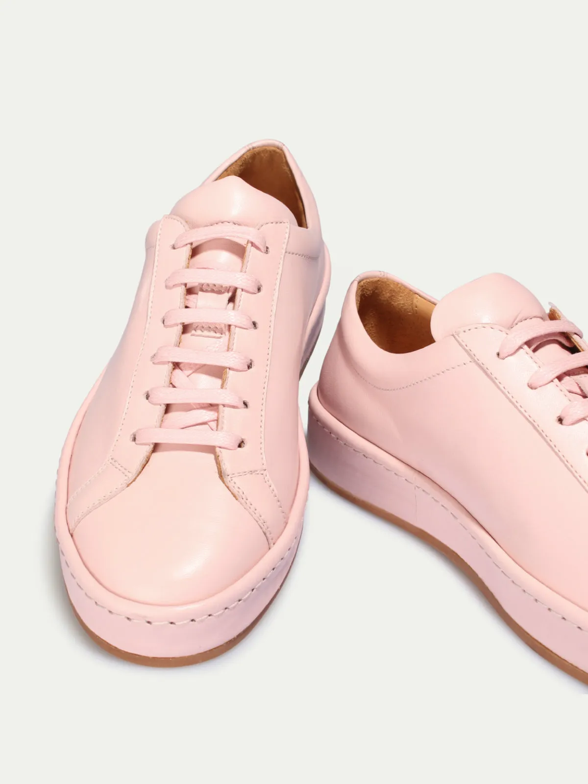 Lady Light Pink Voyager Sneaker