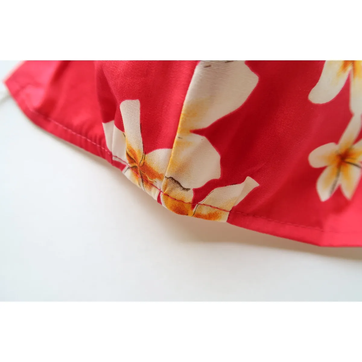 Plumeria Print Reusable Hawaiian Mask-3 layers M178