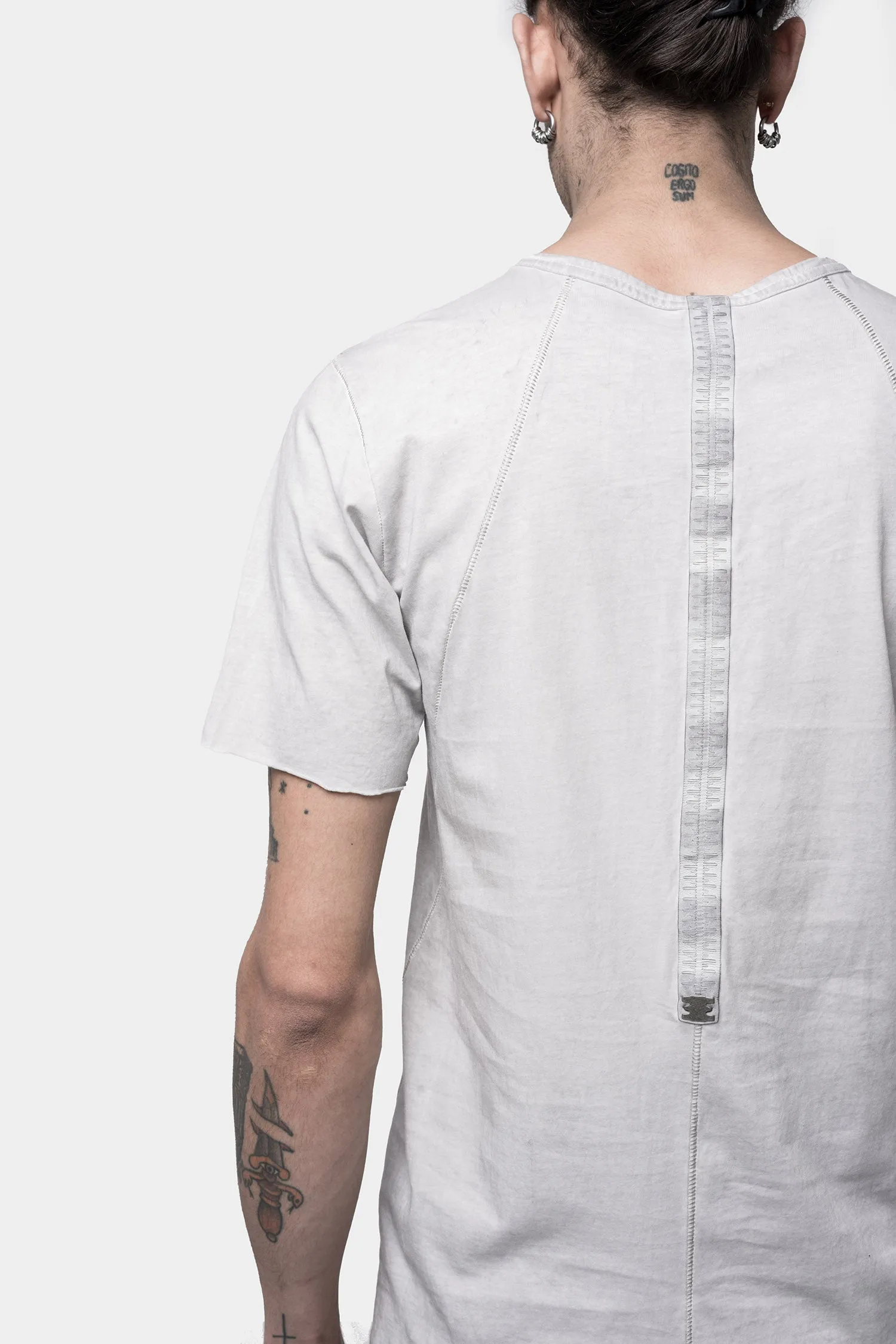 Staple spine detail t-shirt, Alu